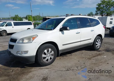 2011 Chevrolet Traverse Ls из США, поврежденный, VIN 1GNKVFED3BJ276556